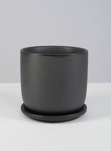 Matte Black Aeon Ceramic Pot & Saucer